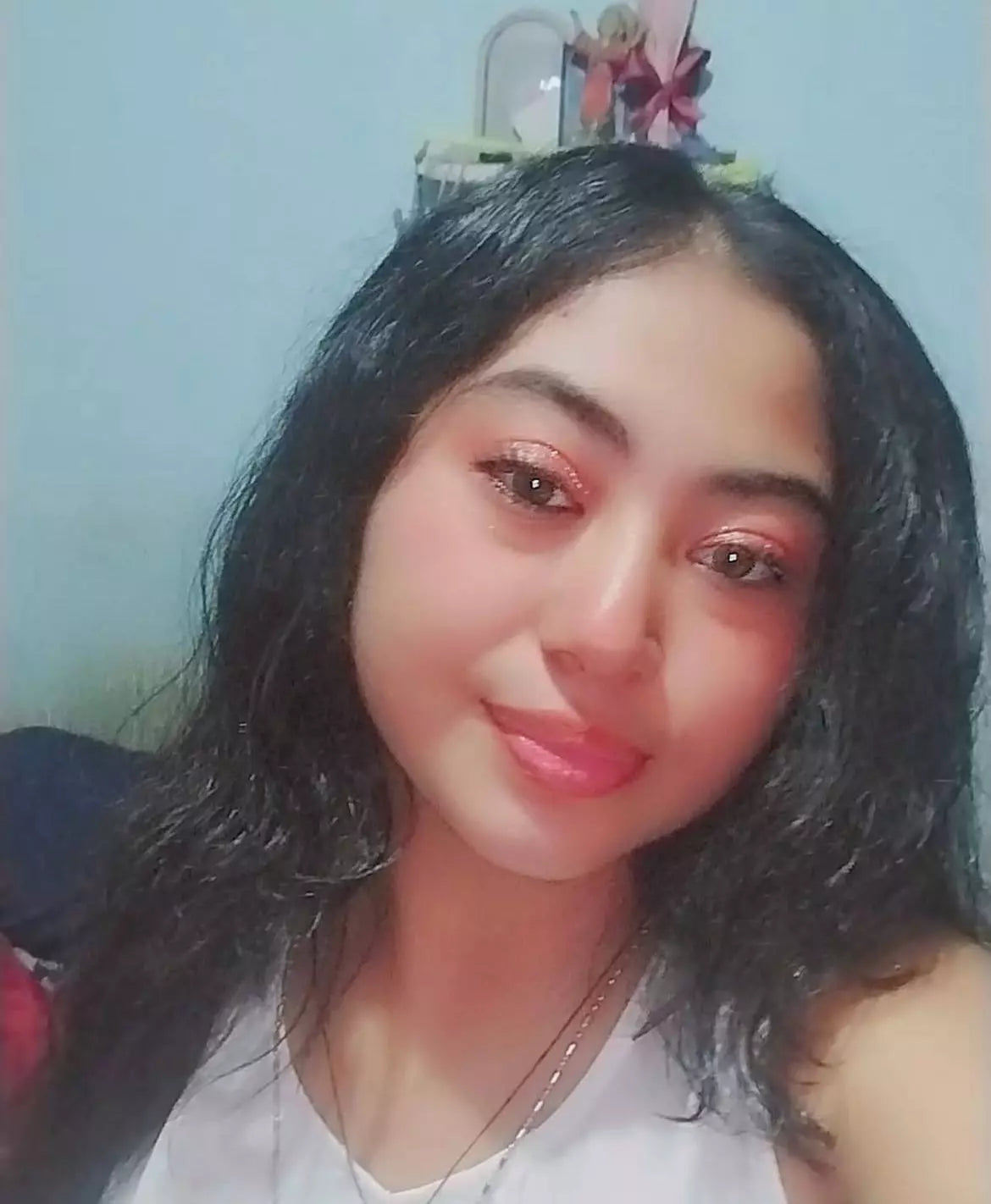 ✅ Laura R. |Mixco